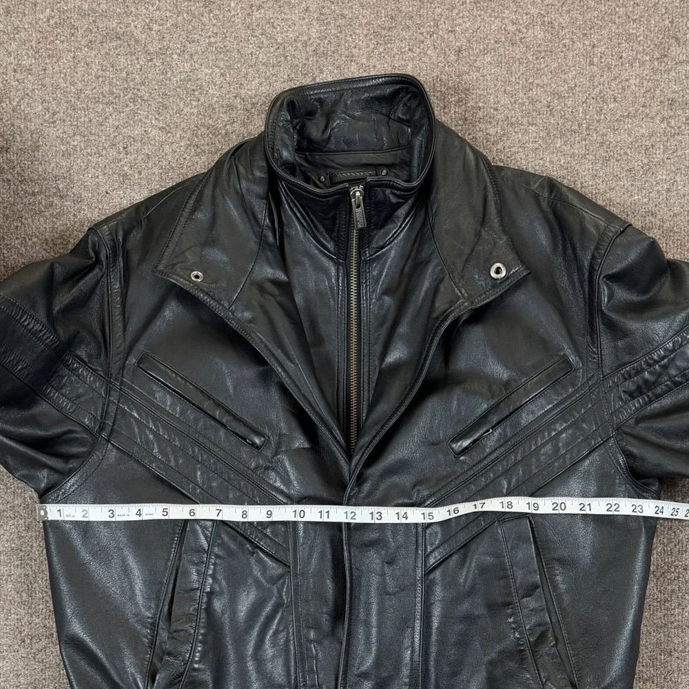 Black jacket - Picture 12 of 12